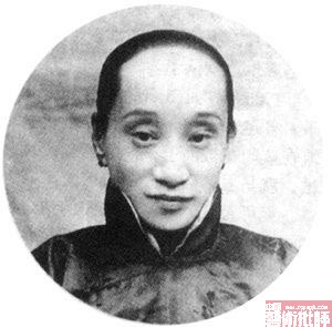 찲