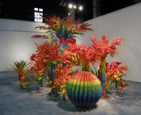 Sangdon Kim, South Korea, b. 1973, Bulgwang-dong Totem Blue 2012, from Bulgwang-dong Totem series 2012, giclee prints on premium lustre paper, edition 2/5, triptych 100 x 150 cm each [image courtesy of the artist]. أ1973ⶴͼɫ2012ԡⶴͼڡϵУ2012ʹֽ汾2/5ÿߴ磺100 x 150 cm