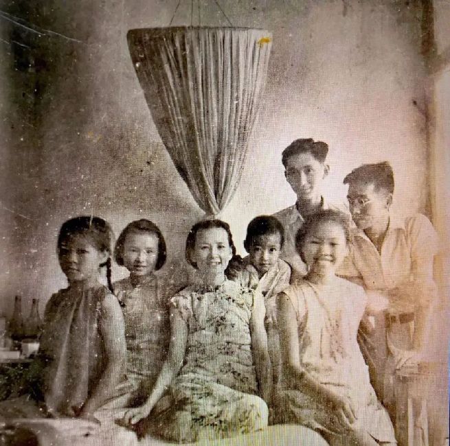 1942ֻ꣬ڲ˼ɺٱӽȺӰ
