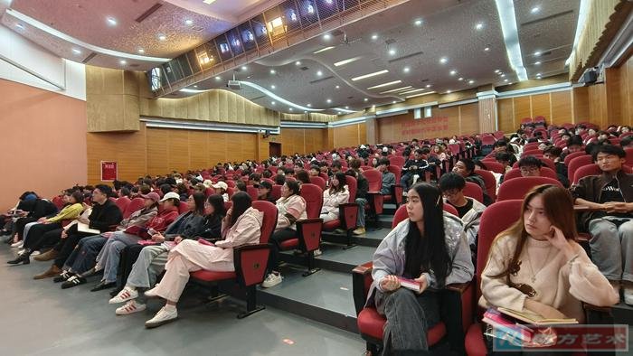 ֻһ߽촫ýְҵѧԺδý