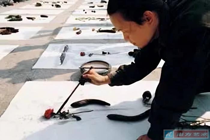 ͼ 3  2 ˮīʾΪװã1997 